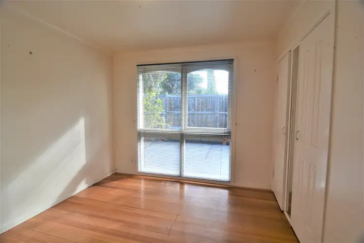 Fifth view of Homely house listing, 1 Calder Court, Sunshine West VIC 3020