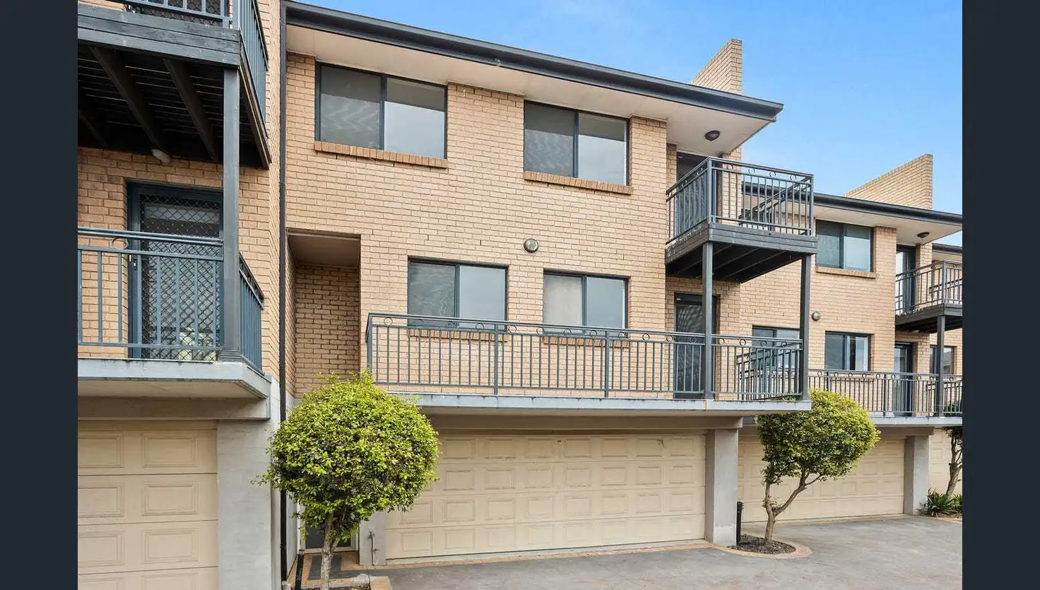 Main view of Homely townhouse listing, 3/6-8 Melinda Grove, Lake Heights NSW 2502