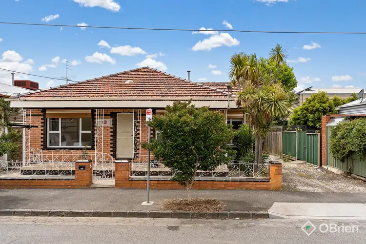 13 Bilston Street, Seddon VIC 3011