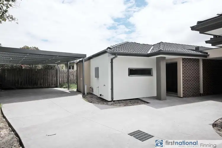 3/17 Valepark Crescent, Cranbourne VIC 3977