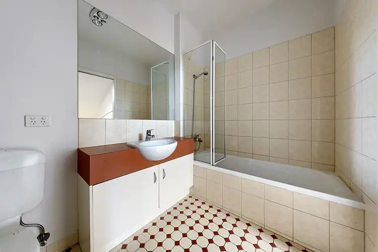 Fourth view of Homely apartment listing, 9/145 Ormond Road, Elwood VIC 3184