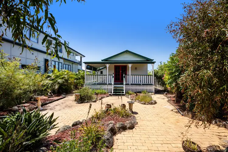 28 Nundah Ave, Miami QLD 4220