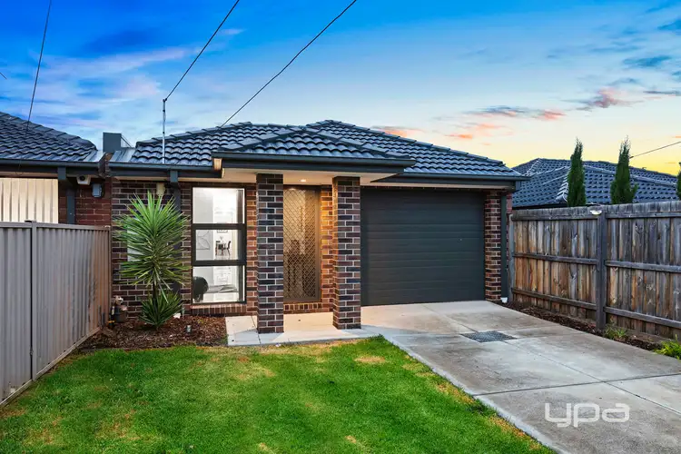 2/1 Damte Place, St Albans VIC 3021