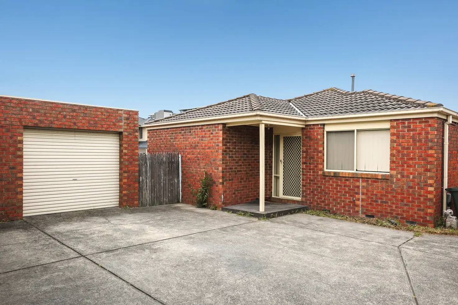 Main view of Homely unit listing, 2/32 Dennis Street, Clayton VIC 3168