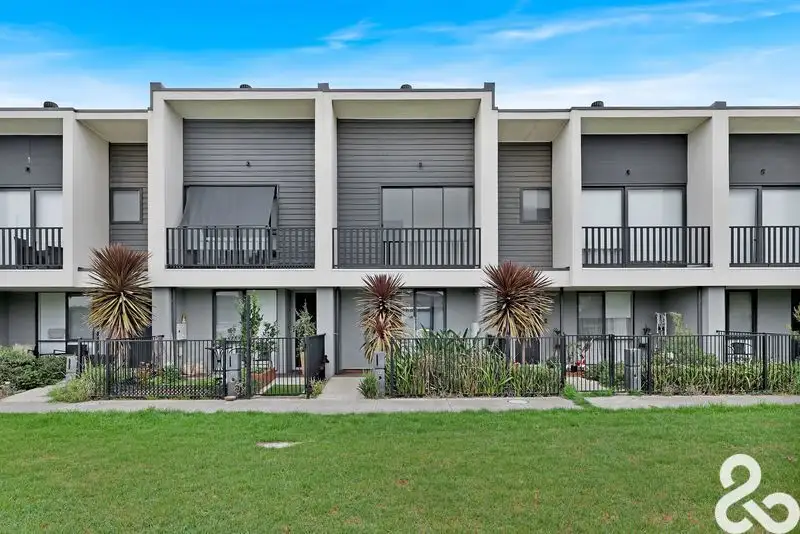 Main view of Homely townhouse listing, 13 Thurra Walk, Wollert VIC 3750