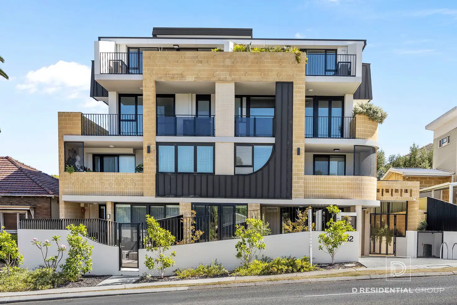 Main view of Homely unit listing, 10/152 Scarborough Beach Road, Scarborough WA 6019