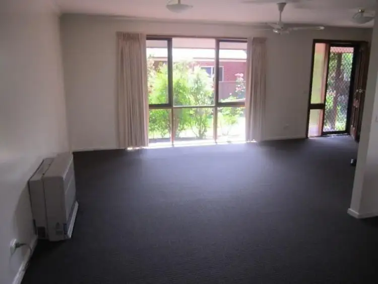 Fifth view of Homely house listing, 2 Rosendale Court, Echuca VIC 3564