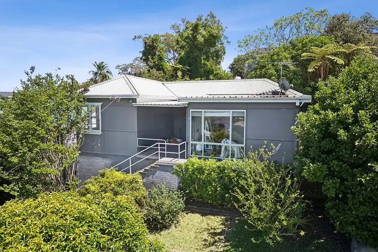 16 Carrol Avenue, East Gosford NSW 2250