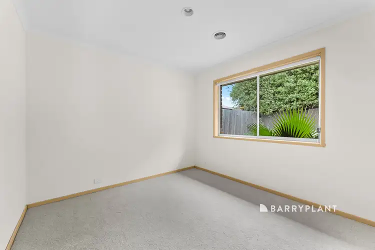 Fifth view of Homely house listing, 8 Forrester Walk, Narre Warren South VIC 3805