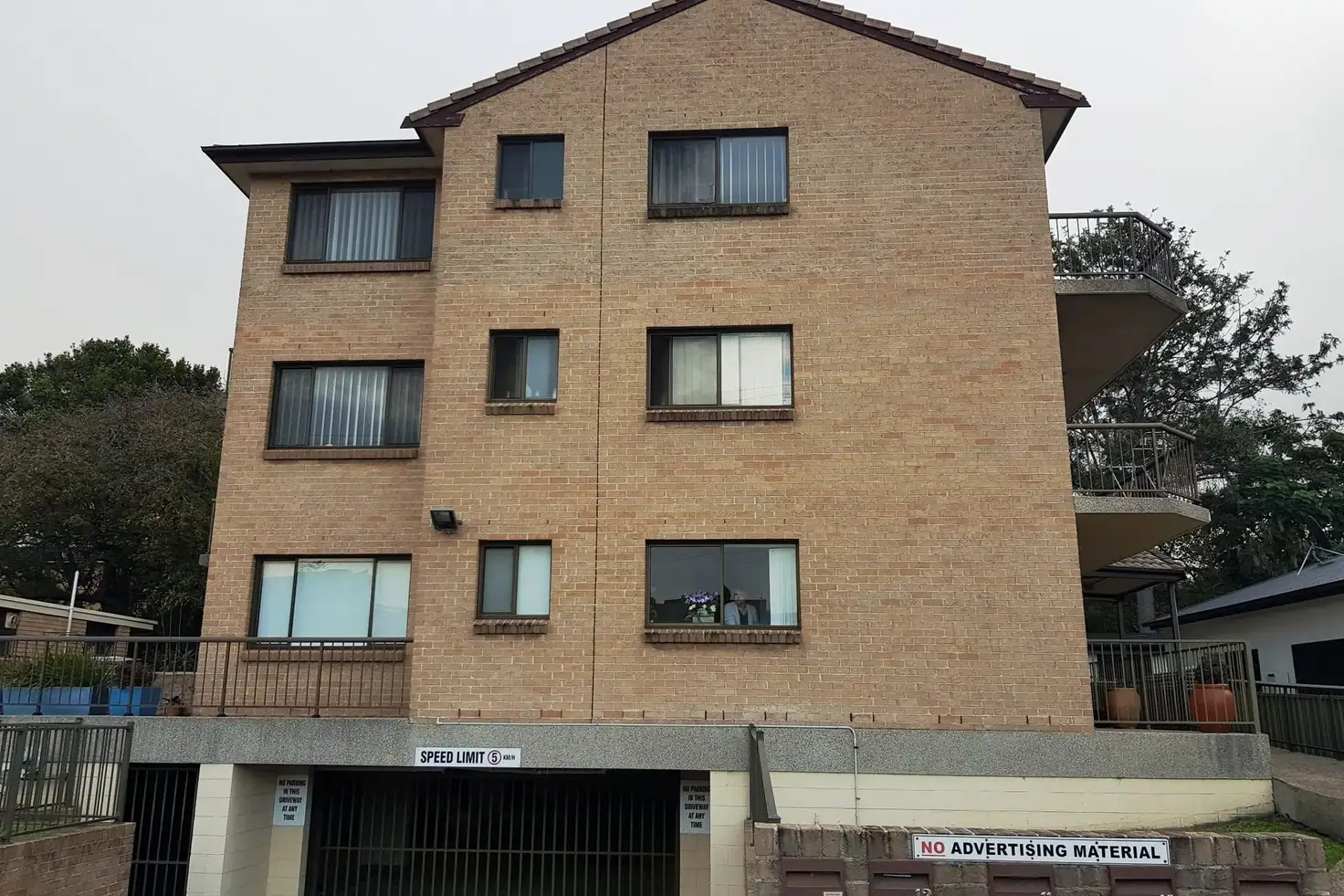 Main view of Homely unit listing, 4/12 Denison Street, Wollongong NSW 2500