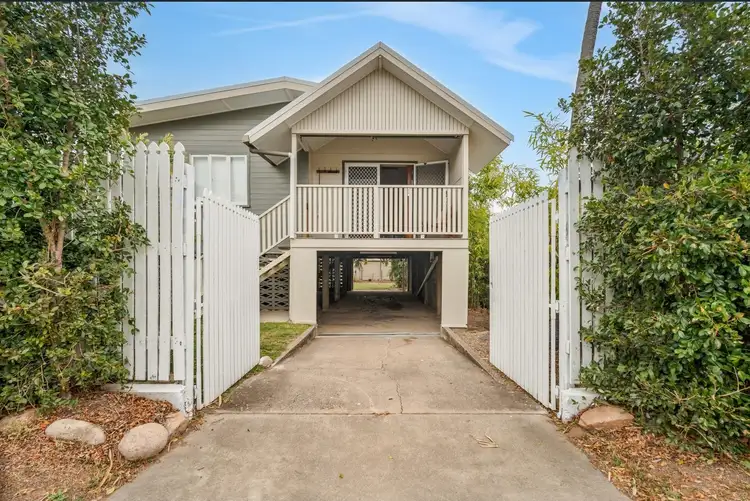 30 North Street, West End QLD 4810