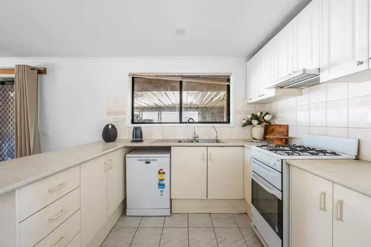 Sixth view of Homely house listing, 7 Nash Court, Wallan VIC 3756