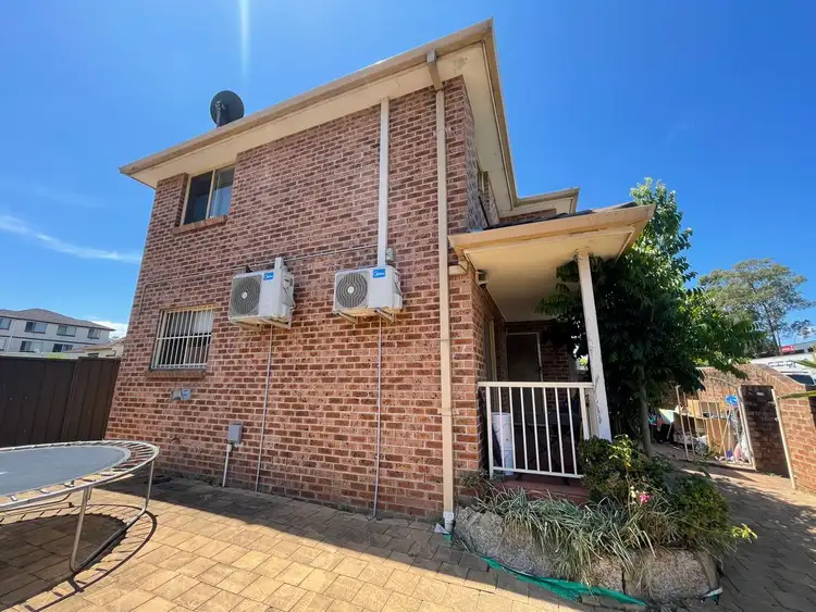 1/4 Simpson Street, Auburn NSW 2144