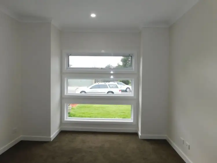 Second view of Homely unit listing, 1/39 Aylesbury Crescent, Gladstone Park VIC 3043