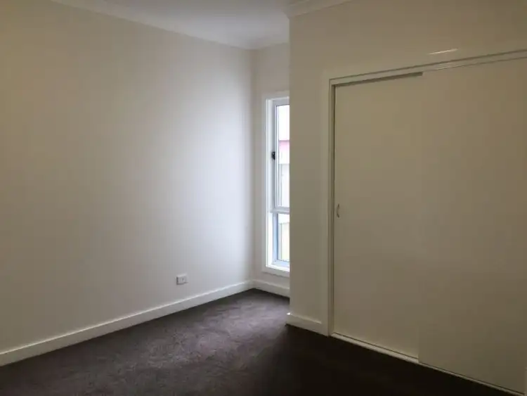 Fifth view of Homely unit listing, 1/39 Aylesbury Crescent, Gladstone Park VIC 3043