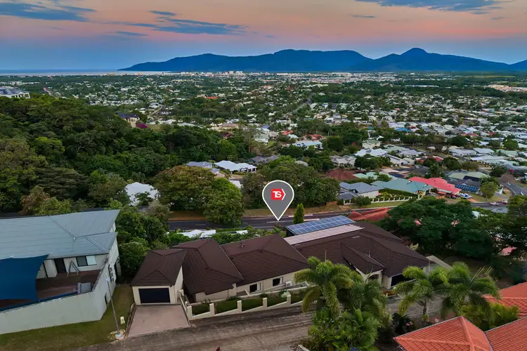 5 Richmond Court, Mooroobool QLD 4870