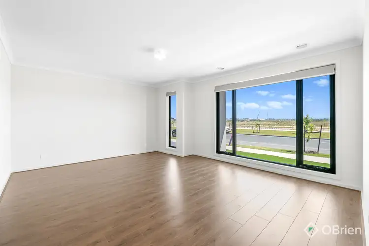 Second view of Homely house listing, 124 Bellavita Avenue, Clyde VIC 3978