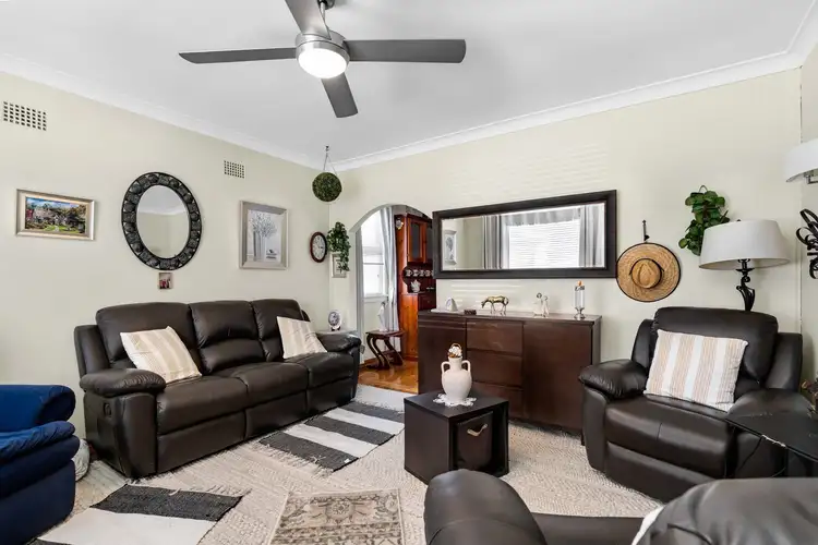 Fifth view of Homely house listing, 164 Graham Avenue, Lurnea NSW 2170