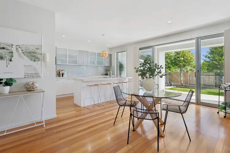 3/6 Diggers Beach Road