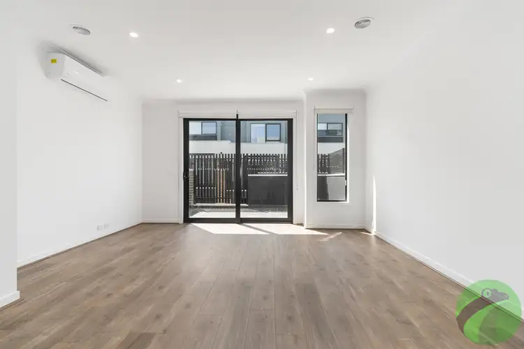 Fifth view of Homely townhouse listing, 15 Shoreline Crescent, Carrum Downs VIC 3201