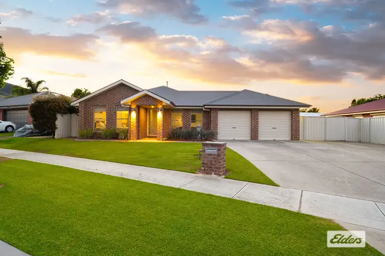 Second view of Homely house listing, 11 Pro Hart Drive, Baranduda VIC 3691