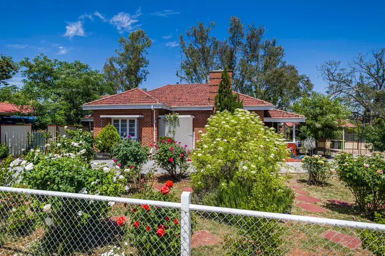 1 Glebe Street, York WA 6302