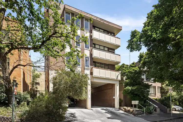3/7 Clowes Street, South Yarra VIC 3141