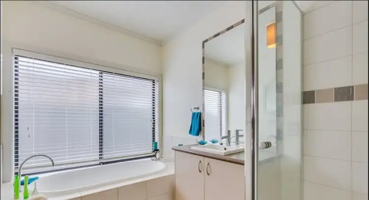 Fifth view of Homely house listing, 16 Flagstaff Loop, Craigieburn VIC 3064