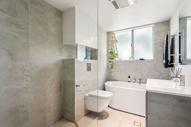 Third view of Homely apartment listing, 4/2 Maxwell Avenue, Maroubra NSW 2035