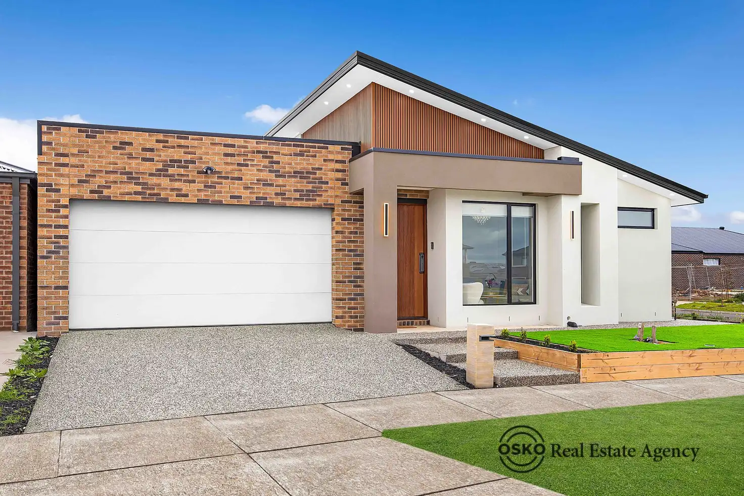 Main view of Homely house listing, 33 Rohab Crescent, Mount Cottrell VIC 3024