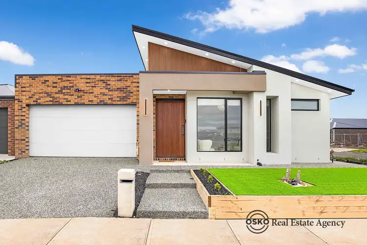 Second view of Homely house listing, 33 Rohab Crescent, Mount Cottrell VIC 3024