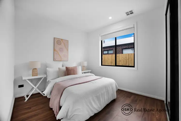 Fifth view of Homely house listing, 33 Rohab Crescent, Mount Cottrell VIC 3024