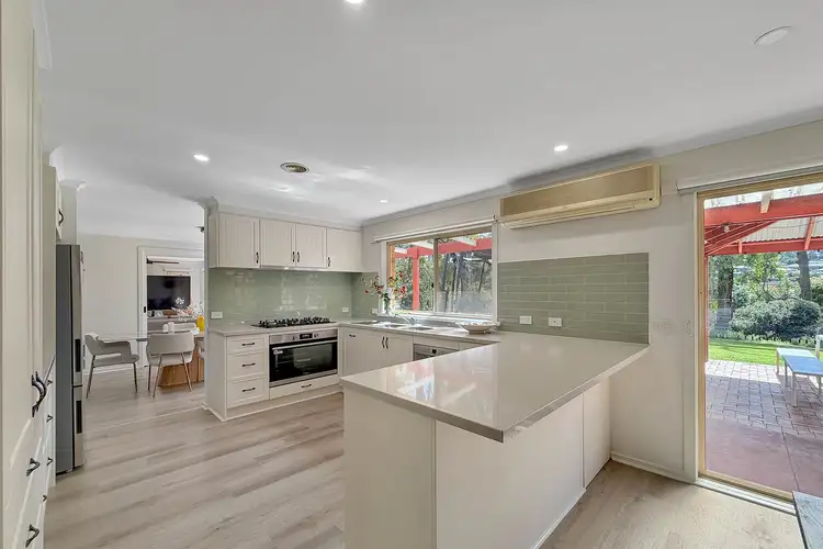 Second view of Homely house listing, 5 Elizabeth Close, Drouin VIC 3818