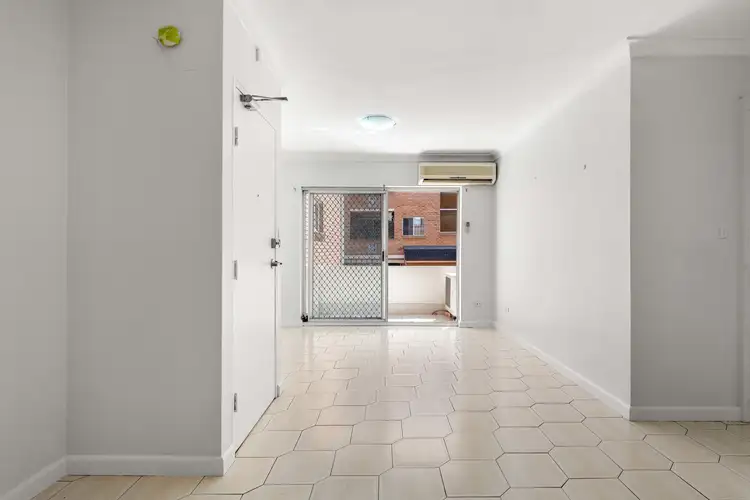 Third view of Homely unit listing, 2/76-84 Bigge Street, Liverpool NSW 2170