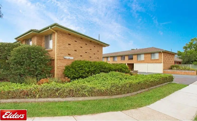 Main view of Homely unit listing, 11/2 Donald Road, Queanbeyan NSW 2620