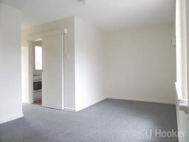 Fifth view of Homely unit listing, 11/2 Donald Road, Queanbeyan NSW 2620