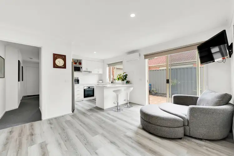 9 Sharyn Street, Cranbourne West VIC 3977