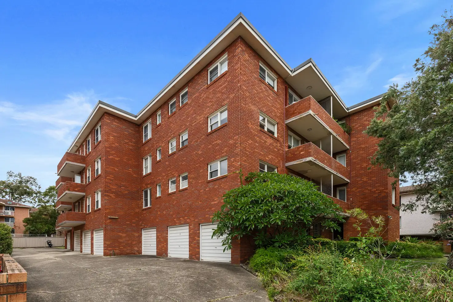 Main view of Homely unit listing, 15/14-16 Banksia Road, Caringbah NSW 2229