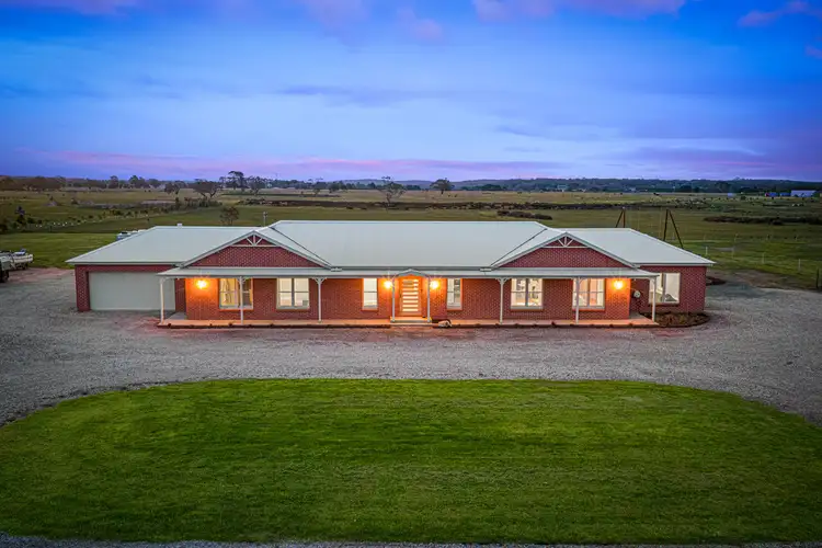 130 Vaggs Road, Ross Creek VIC 3351