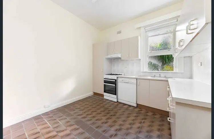 Fifth view of Homely apartment listing, 2/35 New Beach Road, Darling Point NSW 2027