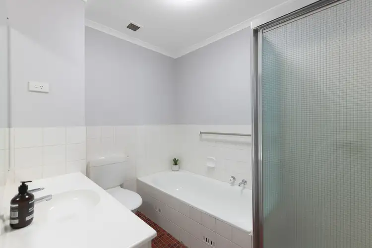 Fifth view of Homely apartment listing, 2/4-6 Kissing Point Road, Turramurra NSW 2074