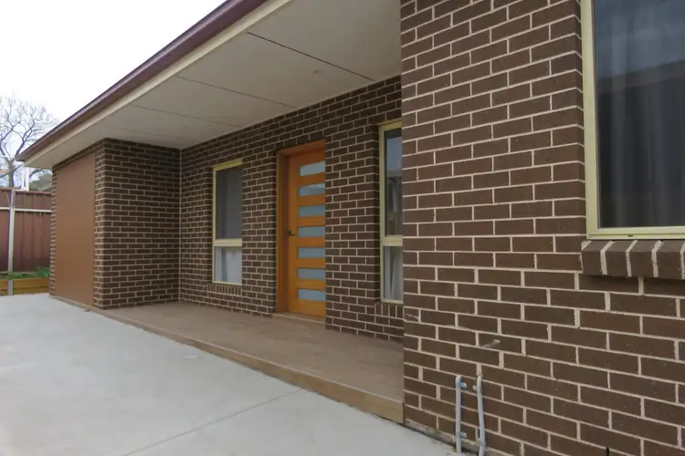 8a Boston Place, Toongabbie NSW 2146