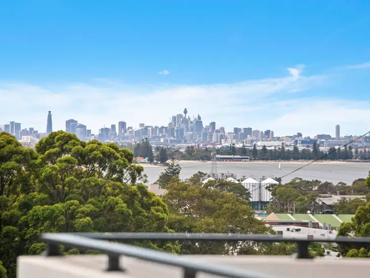 301/7 Dianella Street, Caringbah NSW 2229