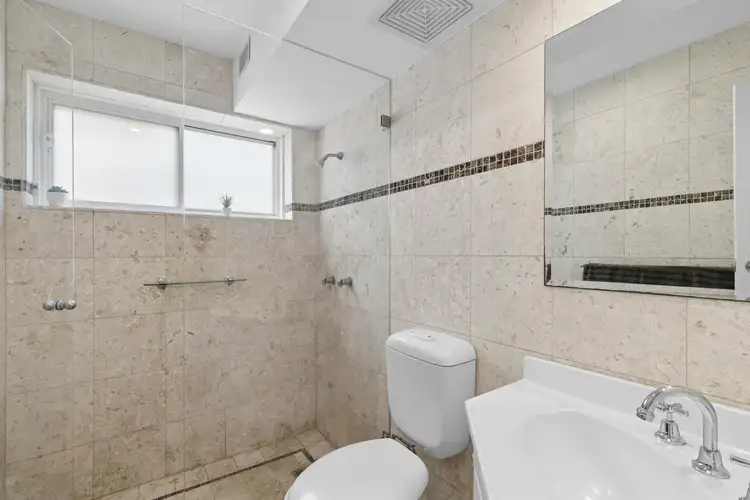 Fifth view of Homely apartment listing, 2/111 Pacific Parade, Dee Why NSW 2099