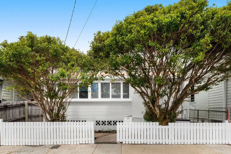 25 Bromley Street, Kangaroo Point QLD 4169