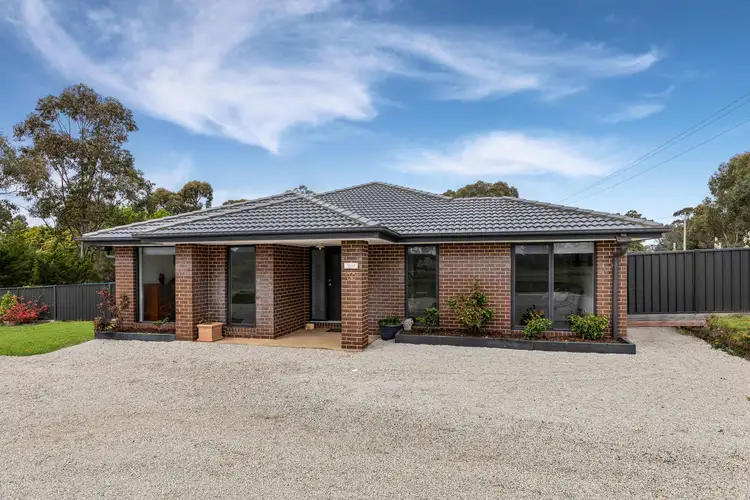 30 Broadway, Lockwood South VIC 3551