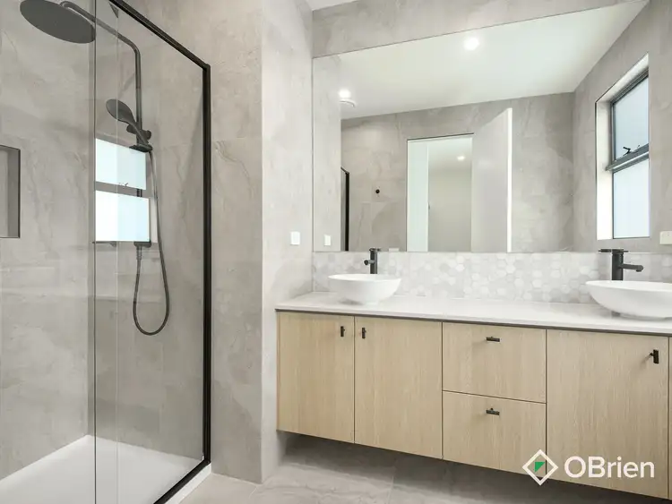 Fifth view of Homely townhouse listing, 2/100 Mcmahons Road, Frankston VIC 3199