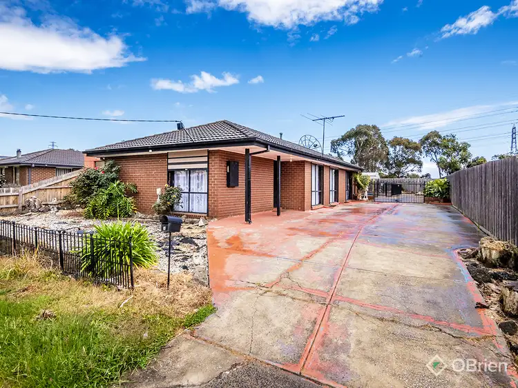 19 Elcan Avenue, Cranbourne West VIC 3977