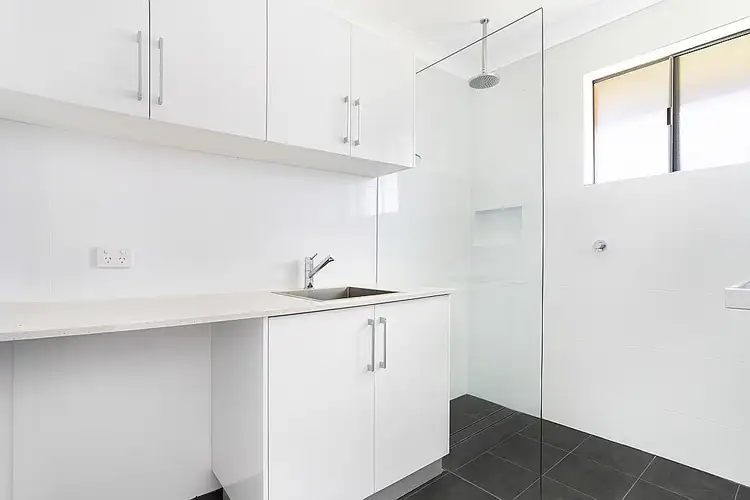 Fifth view of Homely unit listing, 2/33 Osborne Parade, Warilla NSW 2528