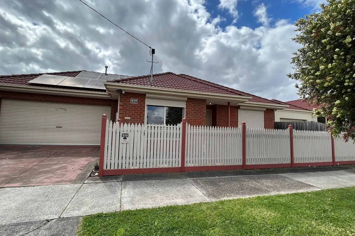 Main view of Homely unit listing, 2/14 Carol Grove, Tullamarine VIC 3043